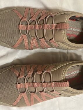 Skechers Beige Slip-On Memory Foam Sneakers with Pink Logo